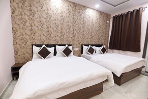 Shree Krishna Inn