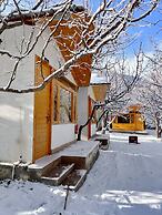 nine Apple Resort Dharali Harsil