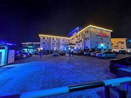 AJ'S HOTEL AND SUITES