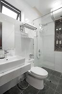 Dragon View Riverfront Hotel by Haviland