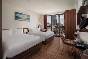 Dragon View Riverfront Hotel by Haviland