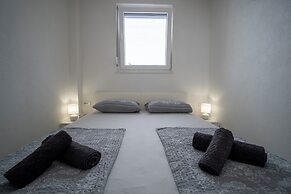 Apartments Najam Skundric