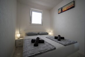 Apartments Najam Skundric