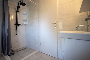 Apartments Najam Skundric