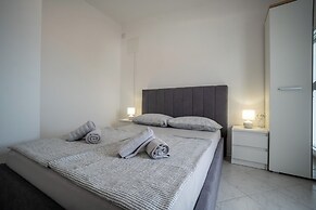 Apartments Najam Skundric