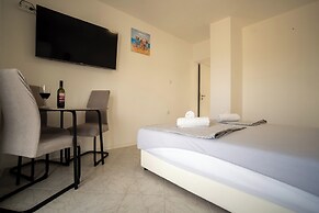 Apartments Najam Skundric