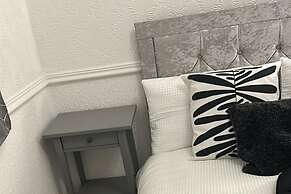 Unwind at Hebburn House-your Serene Retreat Awaits