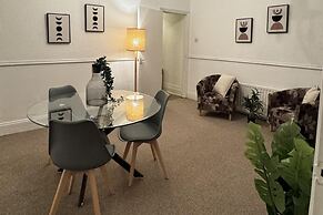 Unwind at Hebburn House-your Serene Retreat Awaits