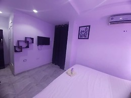 De - Calmcity Guest House