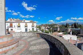 Genteel Home Mirador de San Cristobal