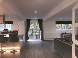 Stunning 3 bed Lodge on Private Estate