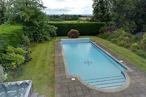 Stunning 3 bed Lodge on Private Estate