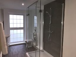 Stunning 3 bed Lodge on Private Estate