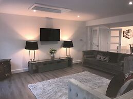 Stunning 3 bed Lodge on Private Estate