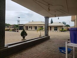 Mucenty Hotels