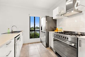 Cove Retreat - Kid Pet and Pool Paradise