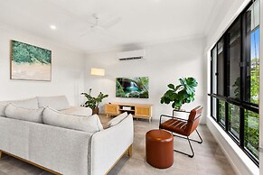 Cove Retreat - Kid Pet and Pool Paradise