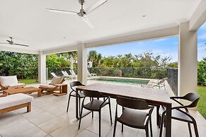 Cove Retreat - Kid Pet and Pool Paradise