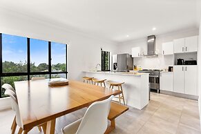 Cove Retreat - Kid Pet and Pool Paradise