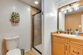 Game Room, Media Room & Pool: Luxe Villa in Craig!