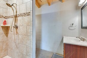 Game Room, Media Room & Pool: Luxe Villa in Craig!