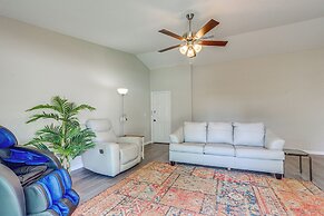 2 Mi to Rainbow Springs: Home w/ Hot Tub!