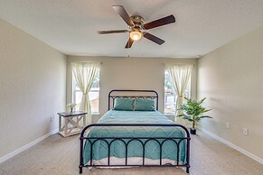 2 Mi to Rainbow Springs: Home w/ Hot Tub!