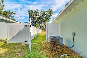 2 Mi to Rainbow Springs: Home w/ Hot Tub!