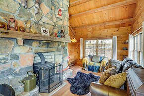 Deck, Lake Access: Family-friendly Cabin in Athens