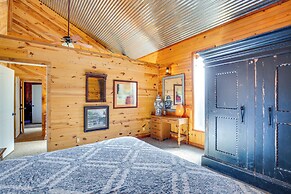 Boat Ramp & Fire Pit: Lake Tawakoni Group Retreat!