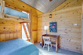 Boat Ramp & Fire Pit: Lake Tawakoni Group Retreat!