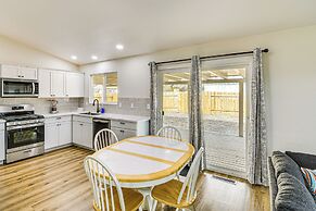 1 Mi to Pioneer Crossing Casino: Fernley Retreat!