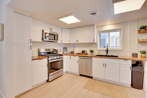 3 Mi to Dtwn & Ysu: Updated Youngstown Home