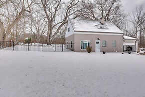 3 Mi to Dtwn & Ysu: Updated Youngstown Home