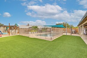 2 Mi to Dtwn Gilbert: Family-friendly Mesa Gem