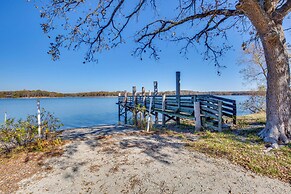 Lakefront Texas Gem w/ Indoor Pool & Water Access