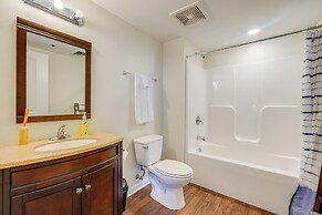 Unique & Stylish Studio Loft in Huntington!