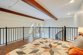 Unique & Stylish Studio Loft in Huntington!