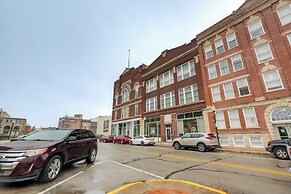 Unique & Stylish Studio Loft in Huntington!