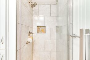 Family Home on 30 Acres in Manvel!