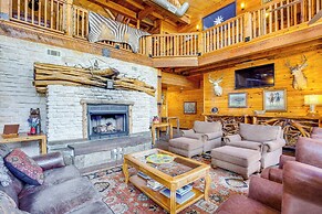 Waterfront Lodge on Lake Tawakoni: Group Getaway!