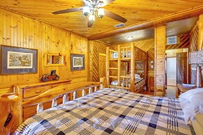 Waterfront Lodge on Lake Tawakoni: Group Getaway!