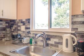 Near Hiking & Golf: Cozy Cottage in Morgan Hill!