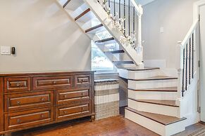 Near Hiking & Golf: Cozy Cottage in Morgan Hill!