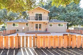 Near Hiking & Golf: Cozy Cottage in Morgan Hill!