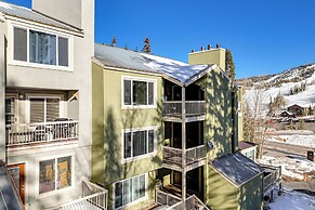 Walk to Giant Steps Ski Lodge & Lift: Mtn Retreat!