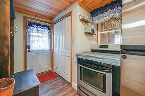 Large Family Home: 5 Mi to Dtwn Hagerstown!