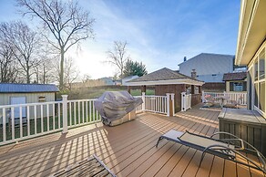 Large Family Home: 5 Mi to Dtwn Hagerstown!