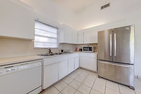 Half Mi to Marina: Apt w/ Pool Access in Key Largo