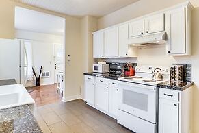 Walkable Location: Quaint Cottage in Forest Grove!